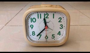 Partially Working Orpat Table Clock