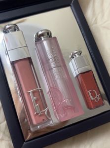 DIOR ADDICT LIP ESSENTIAL KIT