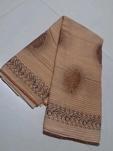 Elegant Brown Leaf Print Saree