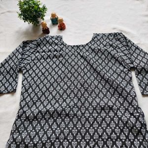 Black &amp; White Kurta Set