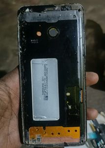Samsung galaxy s9 set on a combo lagwana 6gb ram 6