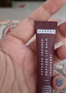 Hyphen Lipbalm