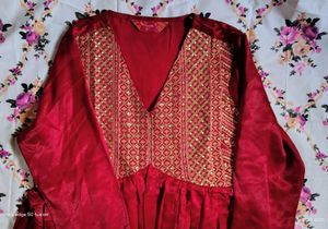 New Elegant Kurta Set from Myntra
