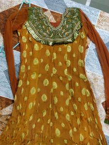 Trendy Hand Worked Kurta Set