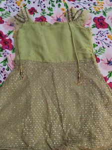 I Am Selling 4 Piece Weeding Suit