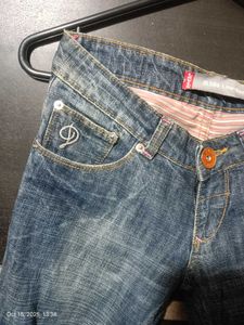Low Waist Women&#39;s Jeans