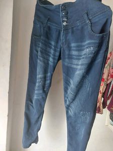 JEANS FOR WOMEN