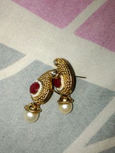 🎀Brand New 🎁 Brass Red Stone Studded Paisley Mot