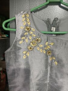 Offer🥳Ethenic Embroidery CropTop😍👗