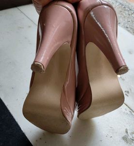 PINK/PEACH HEELS (3.5 INCHES)