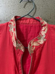Floral Embroidered Kurta