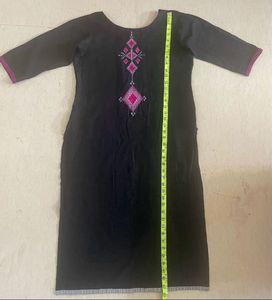 Black Kurti With Beautiful Chanderi Cotton Dupatta