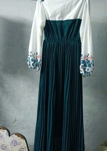 Elegant Pleated Maxi Dress
