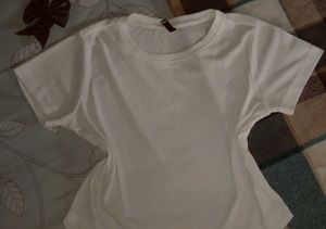 Casual White Crop Top
