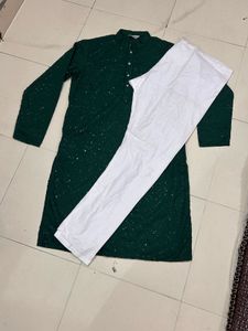 Elegant Green Kurta  set man