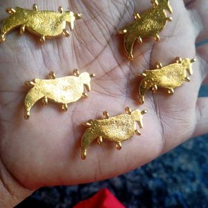 Parrot Pendents