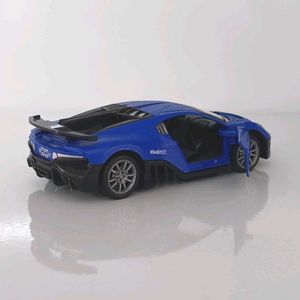 Famous Model Toy Car (Pcs.1)