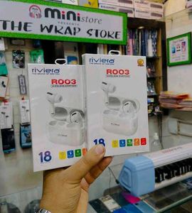 Riviera R003 Best Sound Earbuds