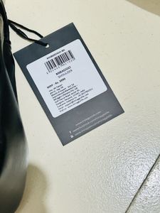 🔥 MIRAGGIO Black Sling – Luxury Vibe! 🖤Brand New