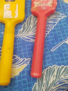 Kids Plastic Cricket Bats - Set of 2