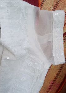 White Embroidered chikankari Kurta