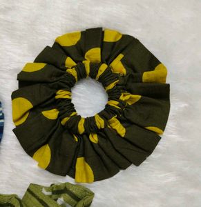 three scrunchies