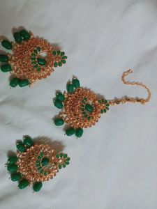 Maang Tika & Earrings