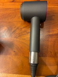 Dyson Supersonic™ Hair Dryer – Gently Used