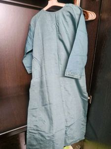 Green Kurti