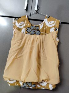 Cute Girls' Floral Top