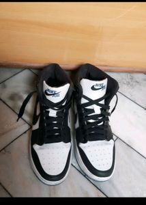 Air Jordan Retro 1 Pandas 🐼
