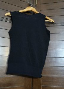 Set Of 2 Women&#39;s Tabk Top White &amp; Black