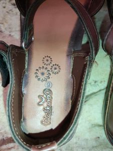 Walkaroo sandals With Back Covering