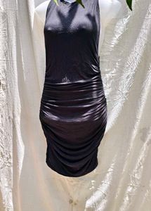 DAMN GORGEOUS RUCHED BODYCON