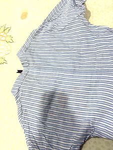 A Casual Top With embroidery