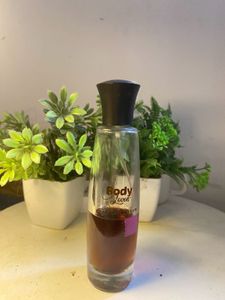 body loving plum perfume , 180ml