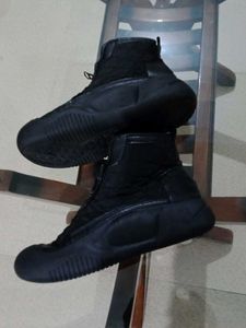 Black windbreaker Zipper Boots