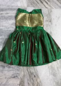 kids frills frock