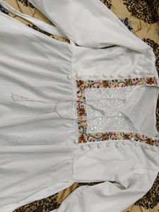Embroidered White Kurta