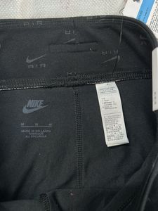 NEW Nike All-Over Print Tights