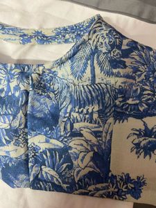 Floral stylish blouse