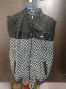 Men&#39;s Half Jacket