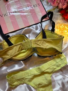 Haunkemauller lingerie set