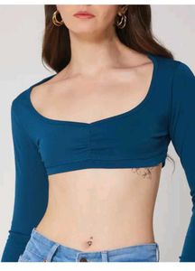 Scoop necked micro crop blouse top,