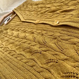 🎄EOS SALE🎄 Vintage Mustard Knit Vest