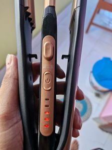 Nova Hair Straightner And Crimper Duo