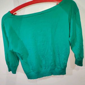 Stylish Green Balloon Print With Peral Detailing