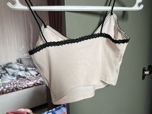 Savana white and black bow tank top