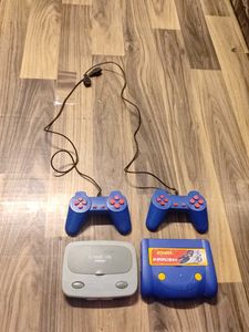 Retro Gaming Console non working repair and use