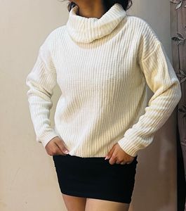 Cozy Ivory Turtleneck Sweater